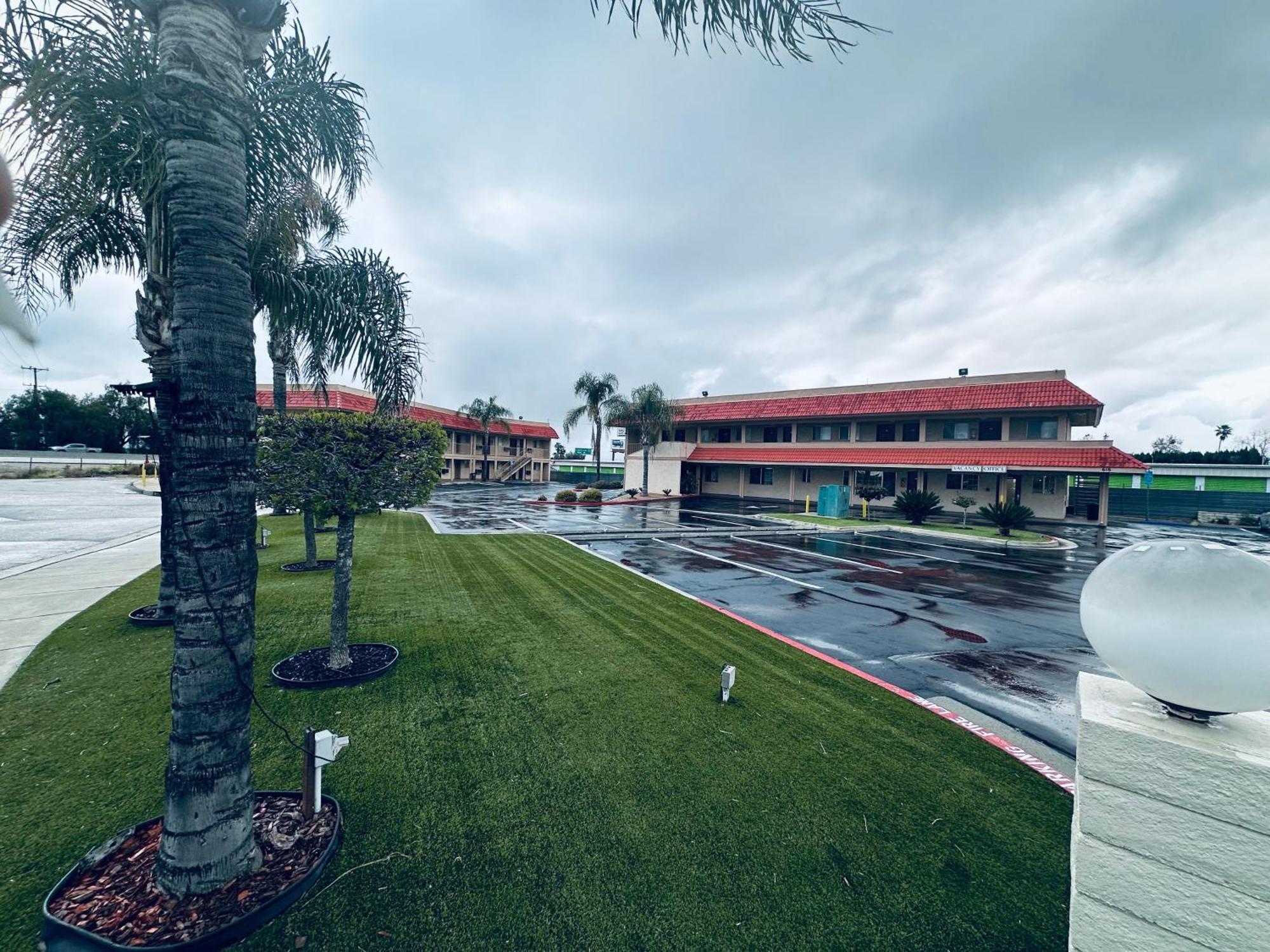 Americas Best Value Inn Calimesa Eksteriør bilde